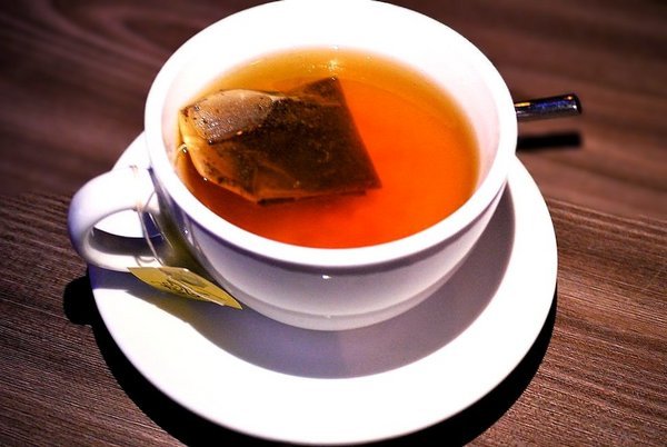 Rocket Music：音樂｜美酒　Rocket Music音樂火箭餐廳 好好放鬆小酌一番．美妙歌聲/重溫舊時光的美好