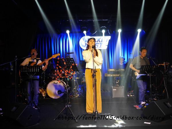 【音樂火箭餐廳】Rocket Music 給你震撼又享受的 Live Band 現場演唱 #紀念日 #求婚 #生日聚餐 (33).JPG