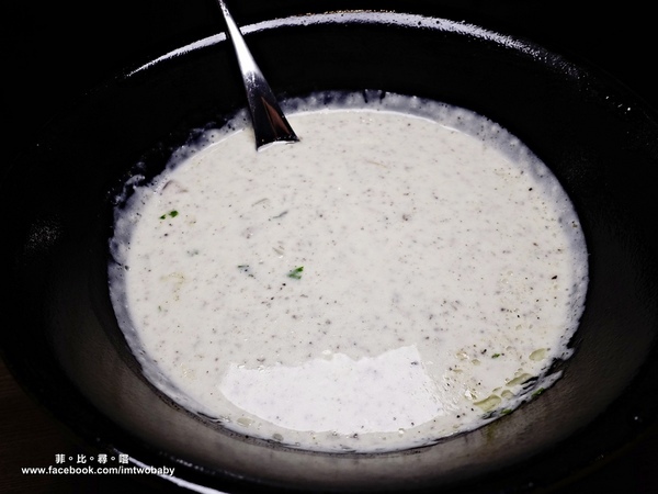 Rocket Music：捷運忠孝新生站 Rocket Music 音樂火箭餐廳 恣意悠閒享受美食及搖擺的音樂夜！ (內有現場LIVE影片)