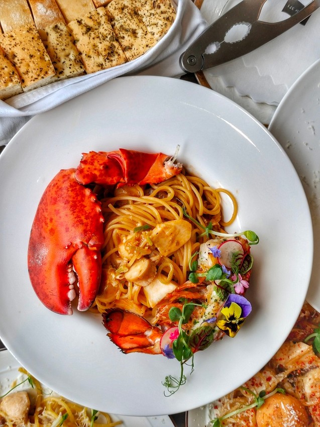 桃園平鎮美食-Amour373cafe 阿沐373-把沙灘搬進咖啡廳裡，餐點精緻好吃有用心  (邀約) @民宿女王芽月-美食.旅遊.全台趴趴走