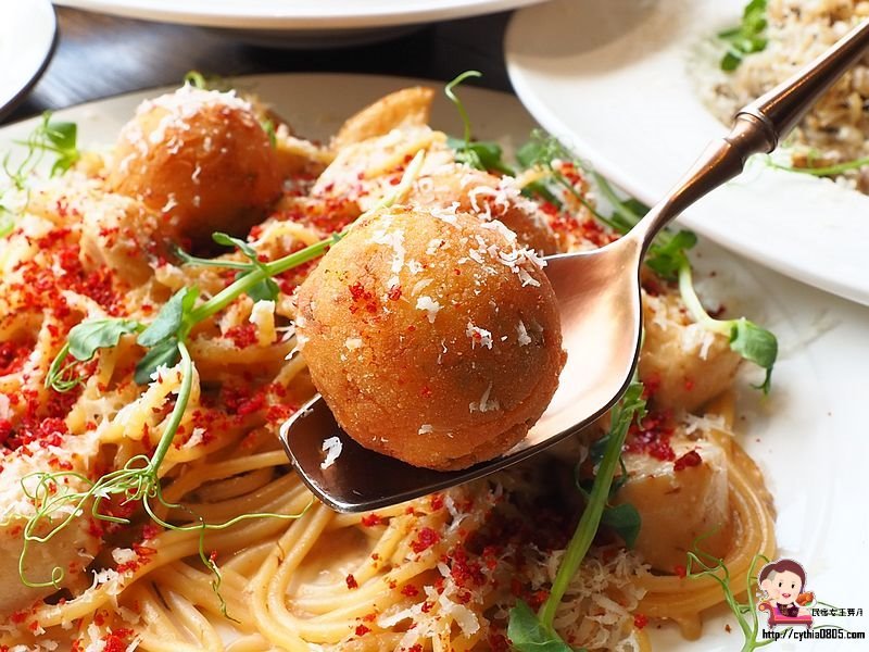 桃園平鎮美食-Amour373cafe 阿沐373-把沙灘搬進咖啡廳裡，餐點精緻好吃有用心  (邀約) @民宿女王芽月-美食.旅遊.全台趴趴走