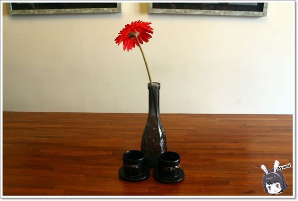 花見窩吧：[食記]►台南東區◄花見窩吧Did You Find Me？滿滿的文青氣息～來這會少女心大爆發，不僅很好拍照、重點是餐點很精緻又好吃！