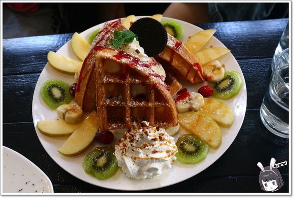 花見窩吧：[食記]►台南東區◄花見窩吧Did You Find Me？滿滿的文青氣息～來這會少女心大爆發，不僅很好拍照、重點是餐點很精緻又好吃！