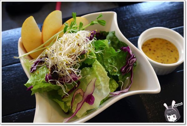 花見窩吧：[食記]►台南東區◄花見窩吧Did You Find Me？滿滿的文青氣息～來這會少女心大爆發，不僅很好拍照、重點是餐點很精緻又好吃！