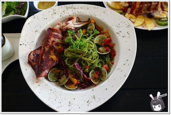 花見窩吧：[食記]►台南東區◄花見窩吧Did You Find Me？滿滿的文青氣息～來這會少女心大爆發，不僅很好拍照、重點是餐點很精緻又好吃！