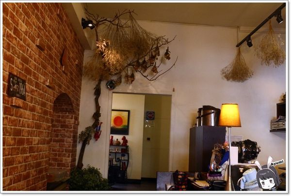 花見窩吧：[食記]►台南東區◄花見窩吧Did You Find Me？滿滿的文青氣息～來這會少女心大爆發，不僅很好拍照、重點是餐點很精緻又好吃！