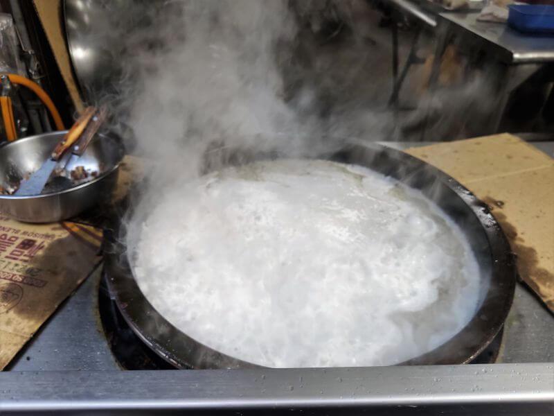 南門林記水煎包 煎台