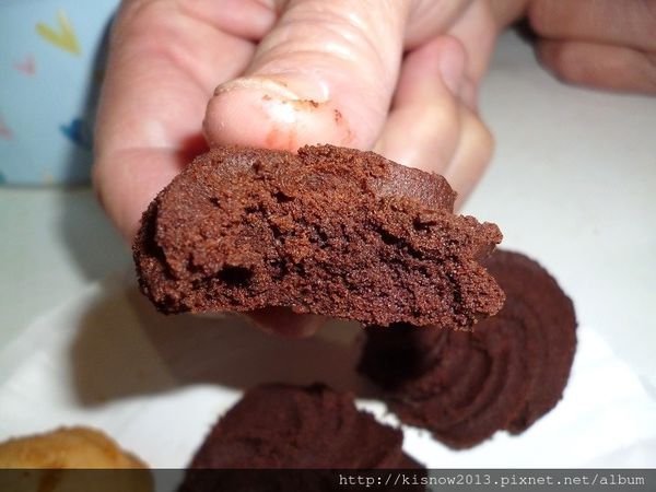 國王獅手工餅乾:酥軟濃郁的奶油曲奇滋味,濃純苦甜的巧克力曲奇口感-桃園中壢國王獅手工餅乾宅配餅乾体驗心得