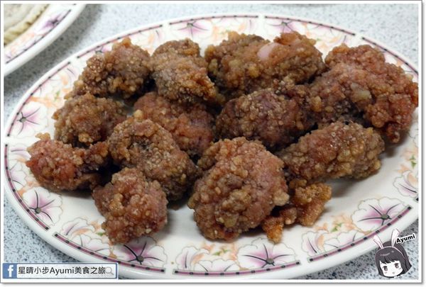 真味石頭火鍋：[食記]►台南北區◄在地老店大骨湯頭超清爽/平日用餐週一到週四另送小菜！－台南小北觀光夜市真味石頭火鍋