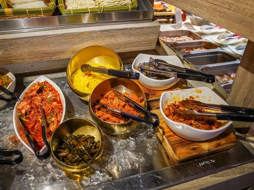 西門韓式烤肉吃到飽「阿豬嘻烤肉村」超平價銅盤烤肉&部隊鍋吃到飽 - 軟西,遊記