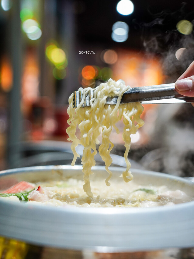 西門韓式烤肉吃到飽「阿豬嘻烤肉村」超平價銅盤烤肉&部隊鍋吃到飽 - 軟西,遊記