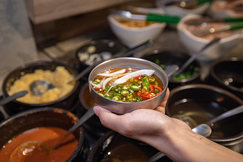 阿豬嘻烤肉村|台北超平價吃到飽,西門町美食、韓式烤肉吃到飽、西門韓式烤肉、西門韓式料理、韓式烤五花肉、韓式烤肉餐廳、西門銅板烤肉、西門韓式吃到飽、西門吃到飽