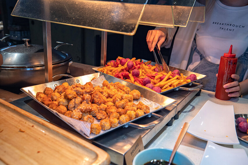 阿豬嘻烤肉村|台北超平價吃到飽,西門町美食、韓式烤肉吃到飽、西門韓式烤肉、西門韓式料理、韓式烤五花肉、韓式烤肉餐廳、西門銅板烤肉、西門韓式吃到飽、西門吃到飽