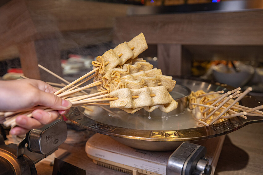 阿豬嘻烤肉村|台北超平價吃到飽,西門町美食、韓式烤肉吃到飽、西門韓式烤肉、西門韓式料理、韓式烤五花肉、韓式烤肉餐廳、西門銅板烤肉、西門韓式吃到飽、西門吃到飽