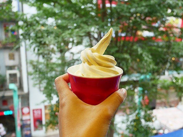 阿豬嘻烤肉村：阿豬嘻烤肉村-台北西門町韓式吃到飽  菜色種類多  肉品、熟食都不少  兩個人以上還有一份韓式泡菜鍋  多人聚餐超適合