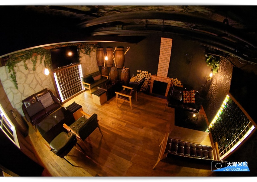 洞香春,店中店酒吧!一秒走進大亨小傳黑金奢華氛圍,隨機菜單深夜食堂x客製化調酒,捷運中山國中美食,台北調酒吧推薦, - 大胃米粒 DAVID & MILLY