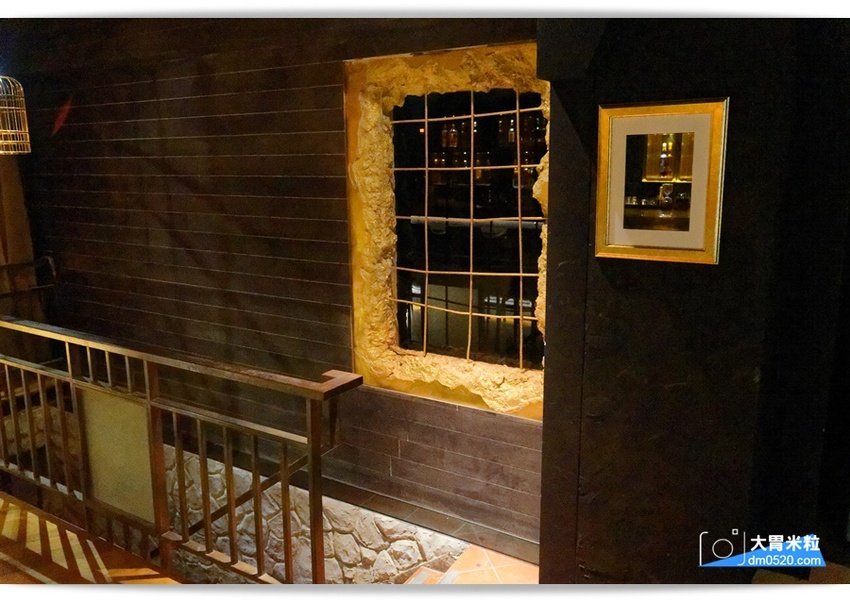 洞香春,店中店酒吧!一秒走進大亨小傳黑金奢華氛圍,隨機菜單深夜食堂x客製化調酒,捷運中山國中美食,台北調酒吧推薦, - 大胃米粒 DAVID & MILLY