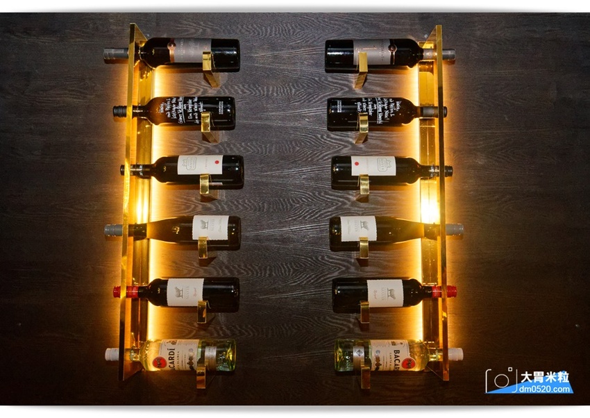 洞香春,店中店酒吧!一秒走進大亨小傳黑金奢華氛圍,隨機菜單深夜食堂x客製化調酒,捷運中山國中美食,台北調酒吧推薦, - 大胃米粒 DAVID & MILLY