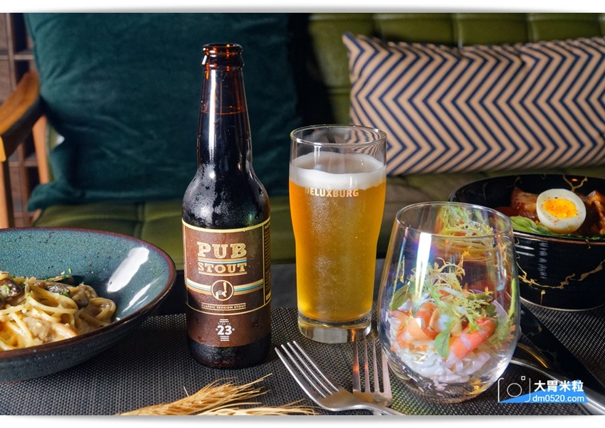 洞香春,店中店酒吧!一秒走進大亨小傳黑金奢華氛圍,隨機菜單深夜食堂x客製化調酒,捷運中山國中美食,台北調酒吧推薦, - 大胃米粒 DAVID & MILLY