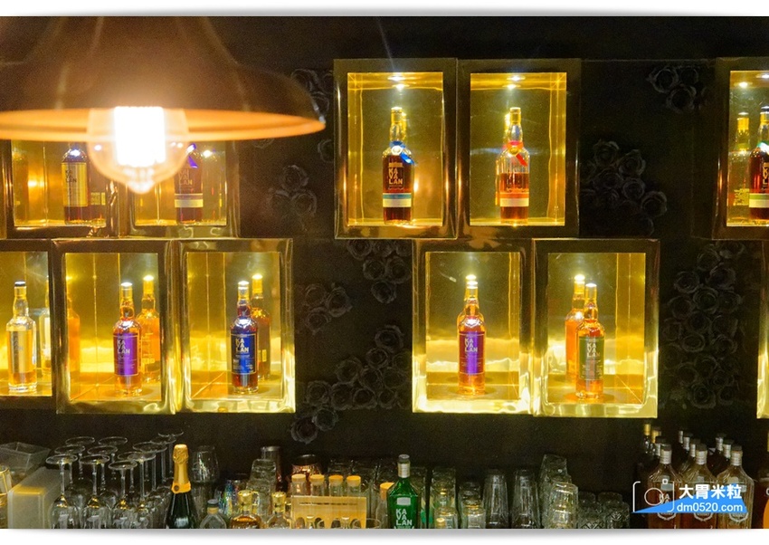 洞香春,店中店酒吧!一秒走進大亨小傳黑金奢華氛圍,隨機菜單深夜食堂x客製化調酒,捷運中山國中美食,台北調酒吧推薦, - 大胃米粒 DAVID & MILLY