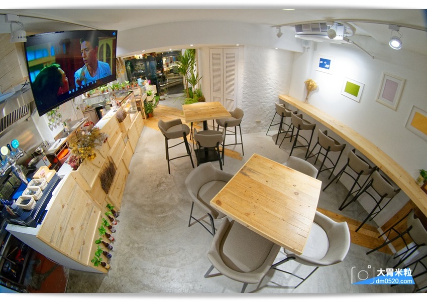 洞香春,店中店酒吧!一秒走進大亨小傳黑金奢華氛圍,隨機菜單深夜食堂x客製化調酒,捷運中山國中美食,台北調酒吧推薦, - 大胃米粒 DAVID & MILLY