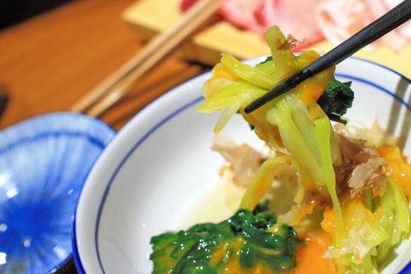 【台北美食】一笑-深夜小食堂！只有在這才能吃到的牛舌火鍋！