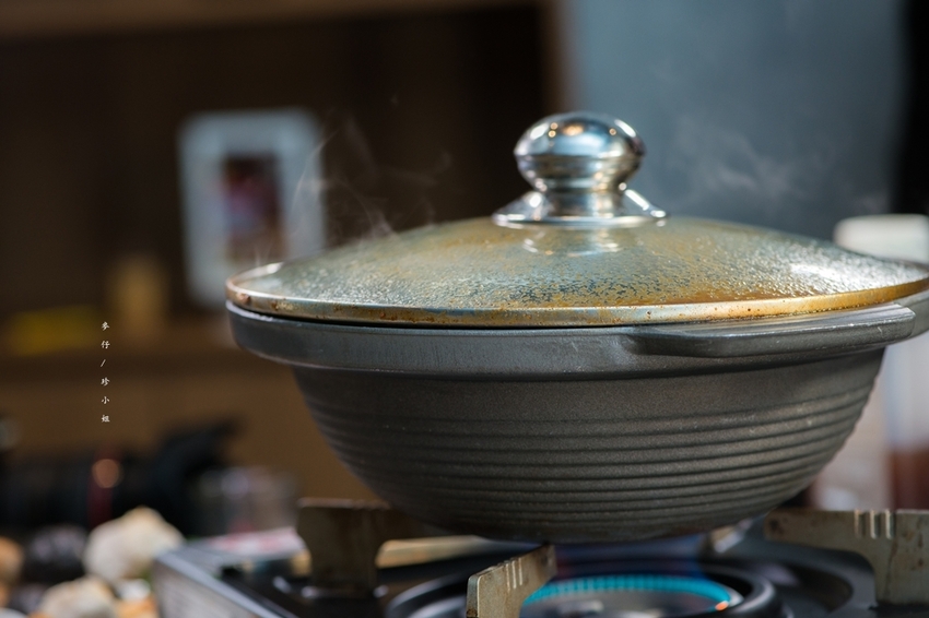 麥仔食-桃園｜一品活蝦桃園店｜台灣活蝦料理專賣 x 必點一品回味蝦、霸王蝦、胡椒蝦、脆皮雞｜團體聚餐首選｜桃園藝文中心美食