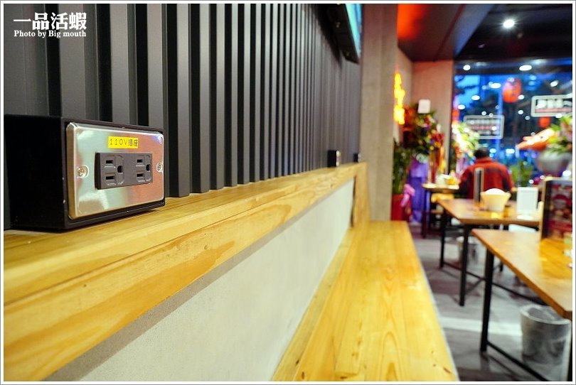 【桃園美食】一品活蝦桃園店.現撈ㄟ各式經典活蝦料理、限量脆皮雞必點!桃園聚餐推薦餐廳!