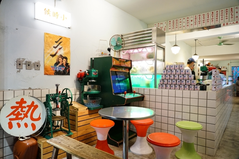 跳躍的宅男 - [捷運忠孝復興站美食]小時候冰菓室-花雕牛滷飯軟嫩好滋味 雞湯好喝又暖心 剉冰自製配料安心美味 台北東區美食傳統小吃