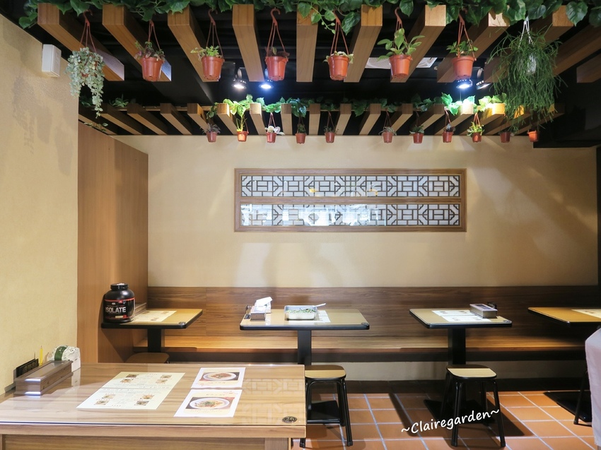 IMG_2705.JPG IMG_2705.JPG