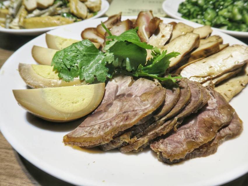 【極品好麵食堂_台北大安_上海煨麵館_中式麵食餐廳】｜台灣_台北市_大安區_美味食記