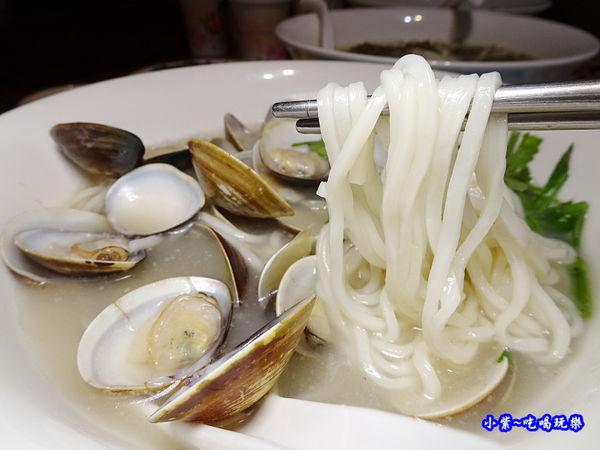 蒜蓉蛤蜊煨麵-極品好麵食堂 (1).jpg