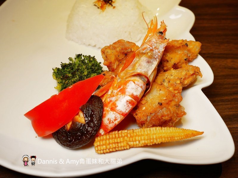 《新竹芙洛麗大飯店》野海壽司日本料理餐廳。握壽司生魚片。產地直送新鮮有青。平日限定優惠分享。家庭公司尾牙春酒聚餐好選擇︱菜單價位,營業時間分享（影片）