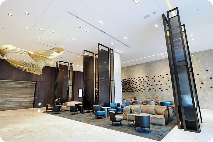 ▋冬山美食 ▋桃花源牛肉麵。牛肉麵Q、湯頭鮮,水餃皮薄餡多,現切滷味很可以。順遊梅花湖、斑比山丘!