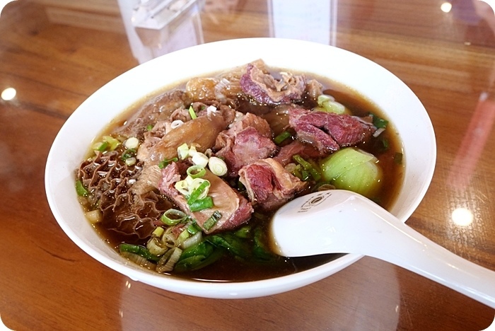 /tmp/phpBQvlkQ /tmp/phpBQvlkQ