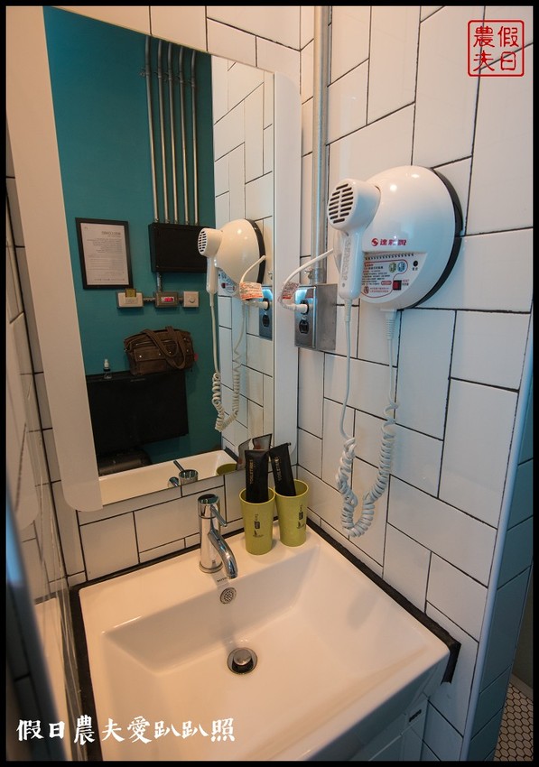 台中住宿 | 黑金文旅．平價消費設計旅店/台中花博/綠川柳川光景藝術展 - 假日農夫愛趴趴照