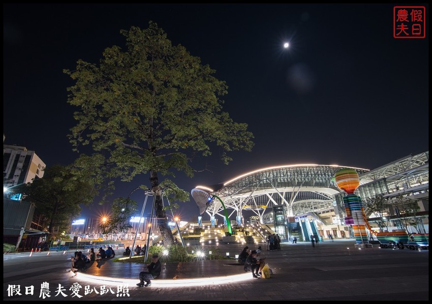 台中住宿 | 黑金文旅．平價消費設計旅店/台中花博/綠川柳川光景藝術展 - 假日農夫愛趴趴照