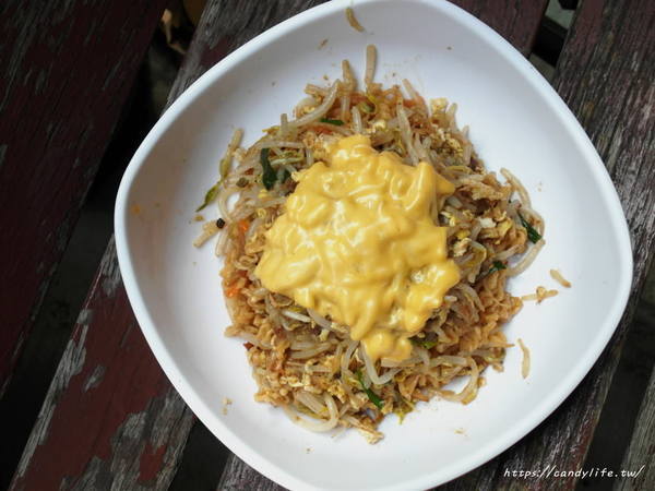 一中街茶業炒泡麵:台中美食│一中街茶業炒泡麵〃台中好吃炒泡麵在這裡,口味非常多樣化,炒的入味又大碗~
