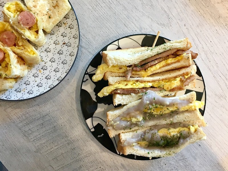 【板橋|新埔站】鳳梨寶堡 Pineapple Baby_傾瀉而下的芋泥讓芋頭控爆走了_厚厚的花生醬狙擊花生控的心