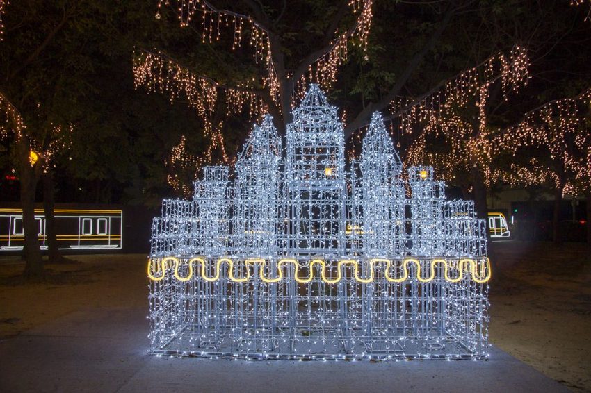 【活動.台北】2018新北市歡樂耶誕城~玩樂攻略看這裡,航向宇宙四大星系燈區,好美好拍、好玩有趣