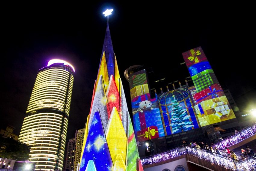 【活動.台北】2018新北市歡樂耶誕城~玩樂攻略看這裡,航向宇宙四大星系燈區,好美好拍、好玩有趣