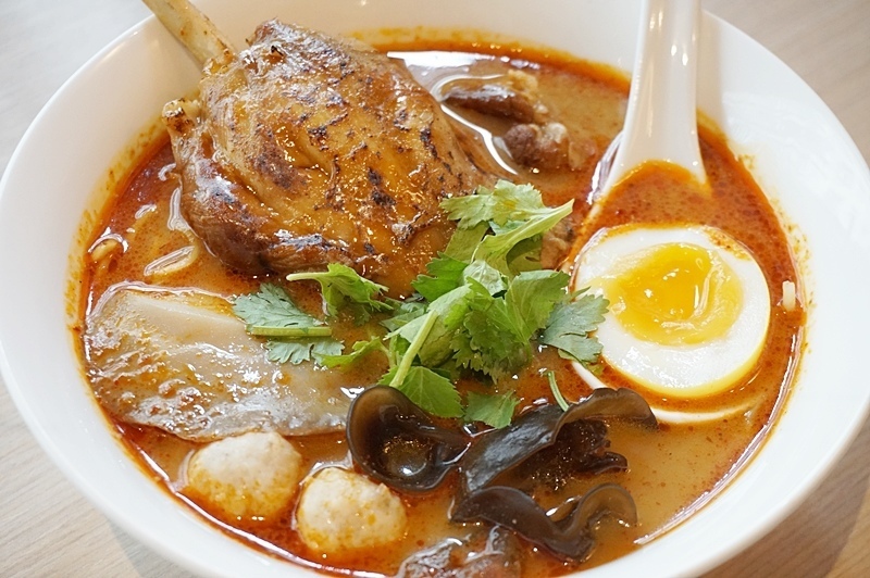 新北歡樂耶誕城.新北耶誕城.板橋耶誕城.2018新北歡樂耶誕城.板橋美食.板橋車站美食.