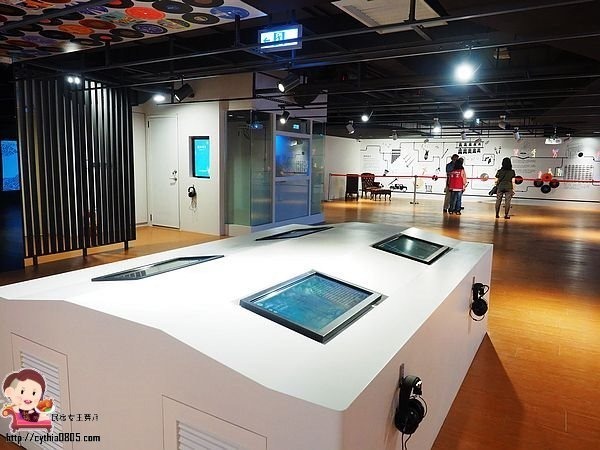 桃園龍潭景點-龍潭圖書館-桃園最大的圖書館,用音樂做主題,帶著孩子來看書吧!!! @民宿女王芽月-美食.旅遊.全台趴趴走