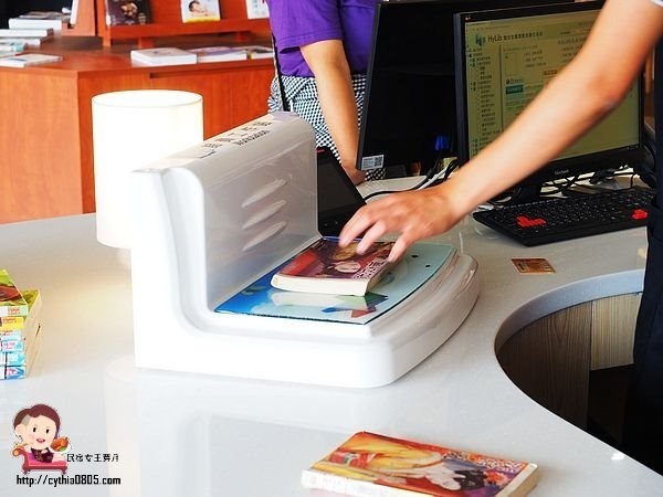 桃園龍潭景點-龍潭圖書館-桃園最大的圖書館,用音樂做主題,帶著孩子來看書吧!!! @民宿女王芽月-美食.旅遊.全台趴趴走