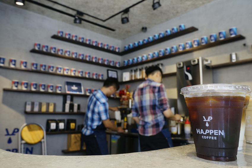 台南|哈本咖啡 咖啡隨行吧(中正店) Happen Coffee精品咖啡.中西區外帶咖啡推薦! - 奇奇一起玩樂趣