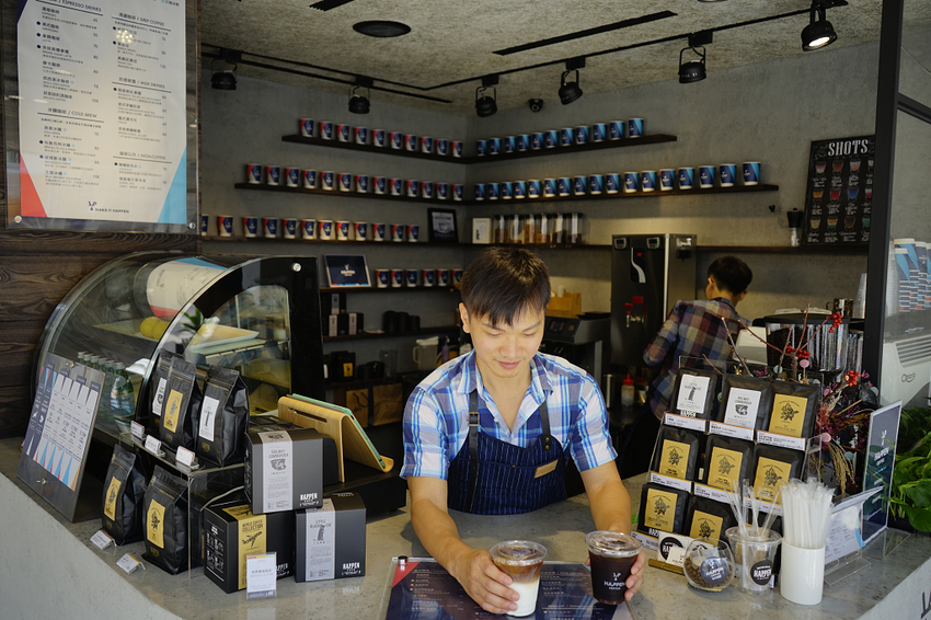 台南|哈本咖啡 咖啡隨行吧(中正店) Happen Coffee精品咖啡.中西區外帶咖啡推薦! - 奇奇一起玩樂趣