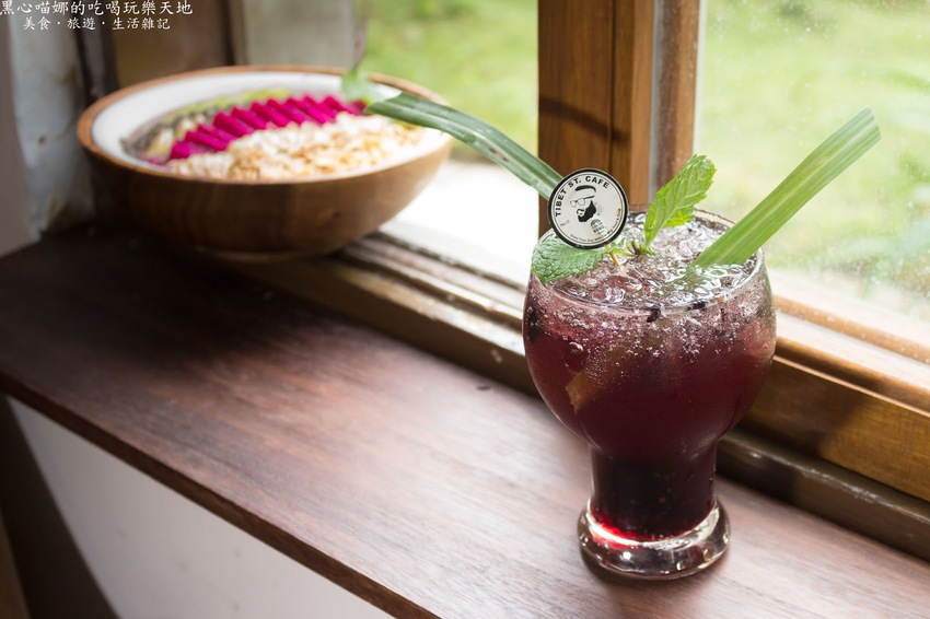 台南北區︱堤貝街咖啡&彩色菠菠台南館　秘巷裡的馥郁咖啡香、現點現採極鮮蔬菜；府城老屋裡，溫暖味蕾、填飽脾胃的輕食咖啡館！