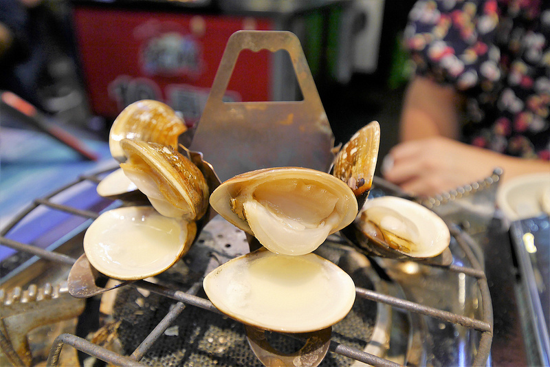 嘉義文化夜市美食｜蜊正站好（鮮烤蛤蜊）