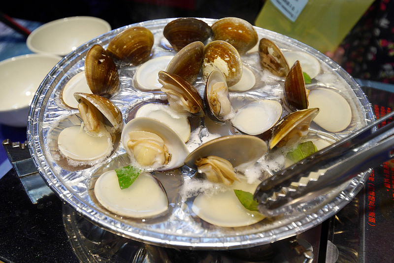 嘉義文化夜市美食｜蜊正站好（鮮烤蛤蜊）