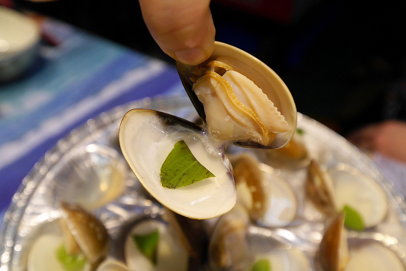 嘉義文化夜市美食｜蜊正站好（鮮烤蛤蜊）